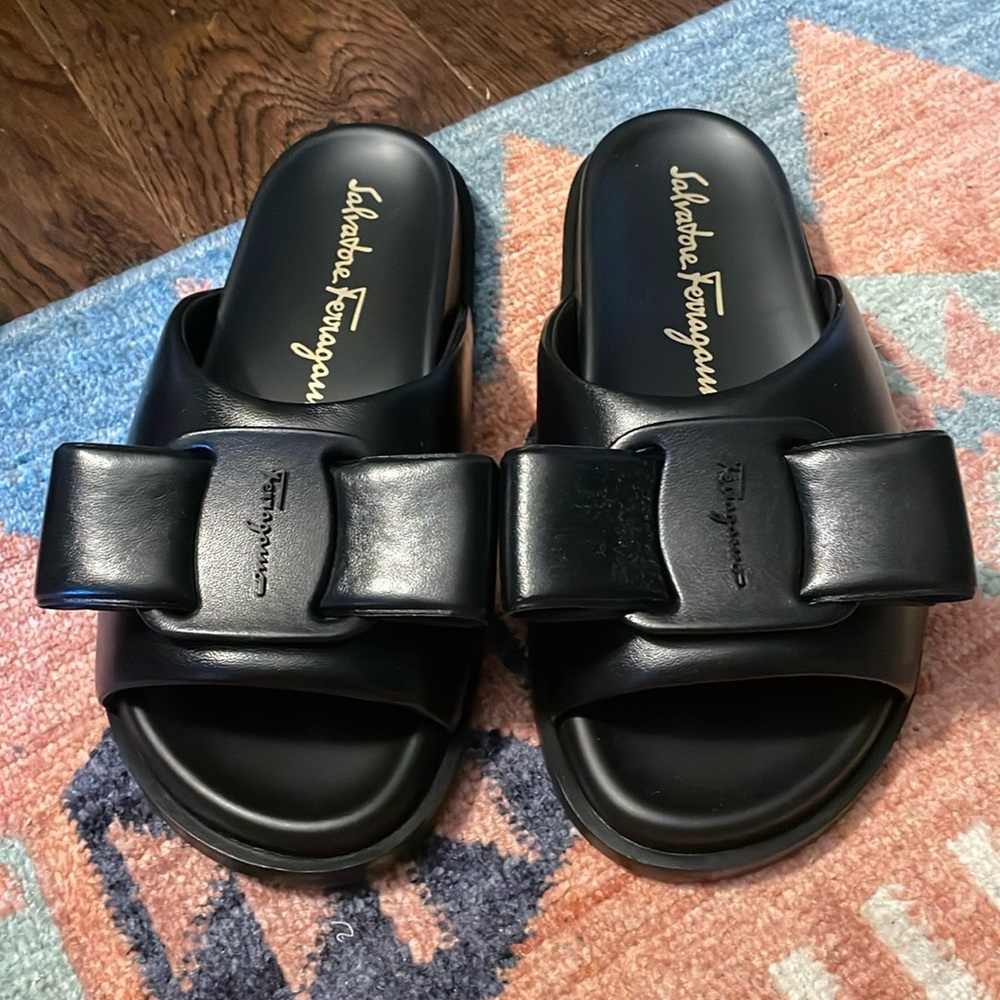 Brand new Ferragamo slides
